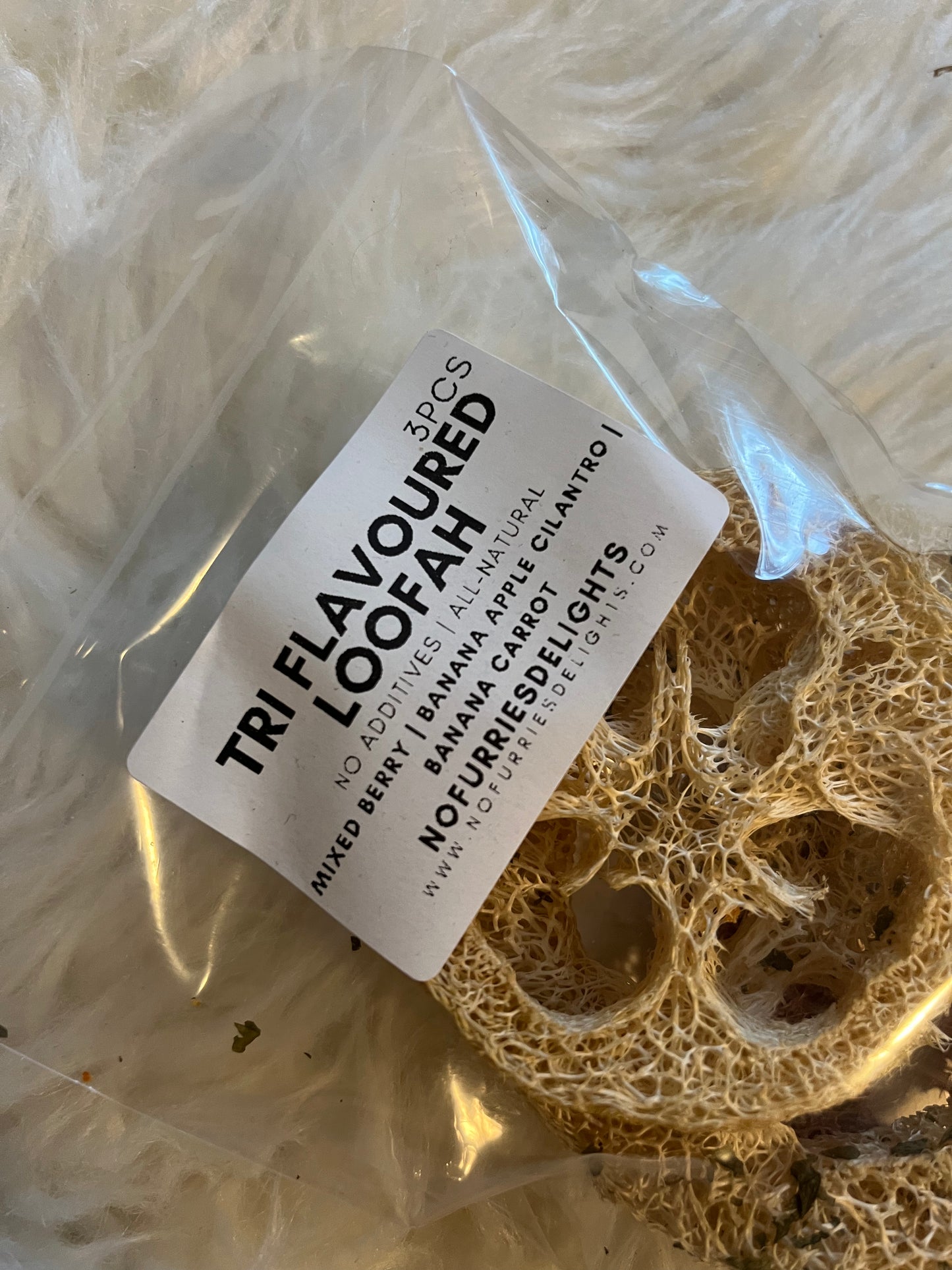 No Furries Delights - Tri-Flavoured Loofah